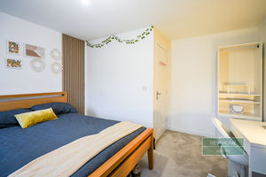 Photo 17- click for photo gallery